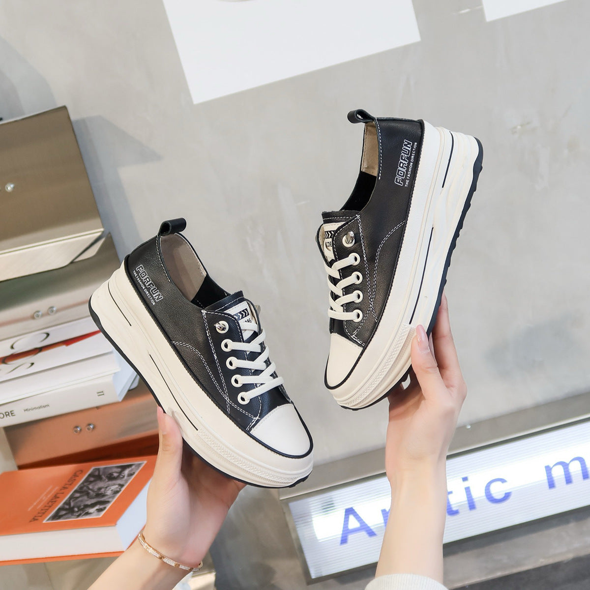 Women's Outer Box Elastic Band Lazy White Women's Casual Shoes