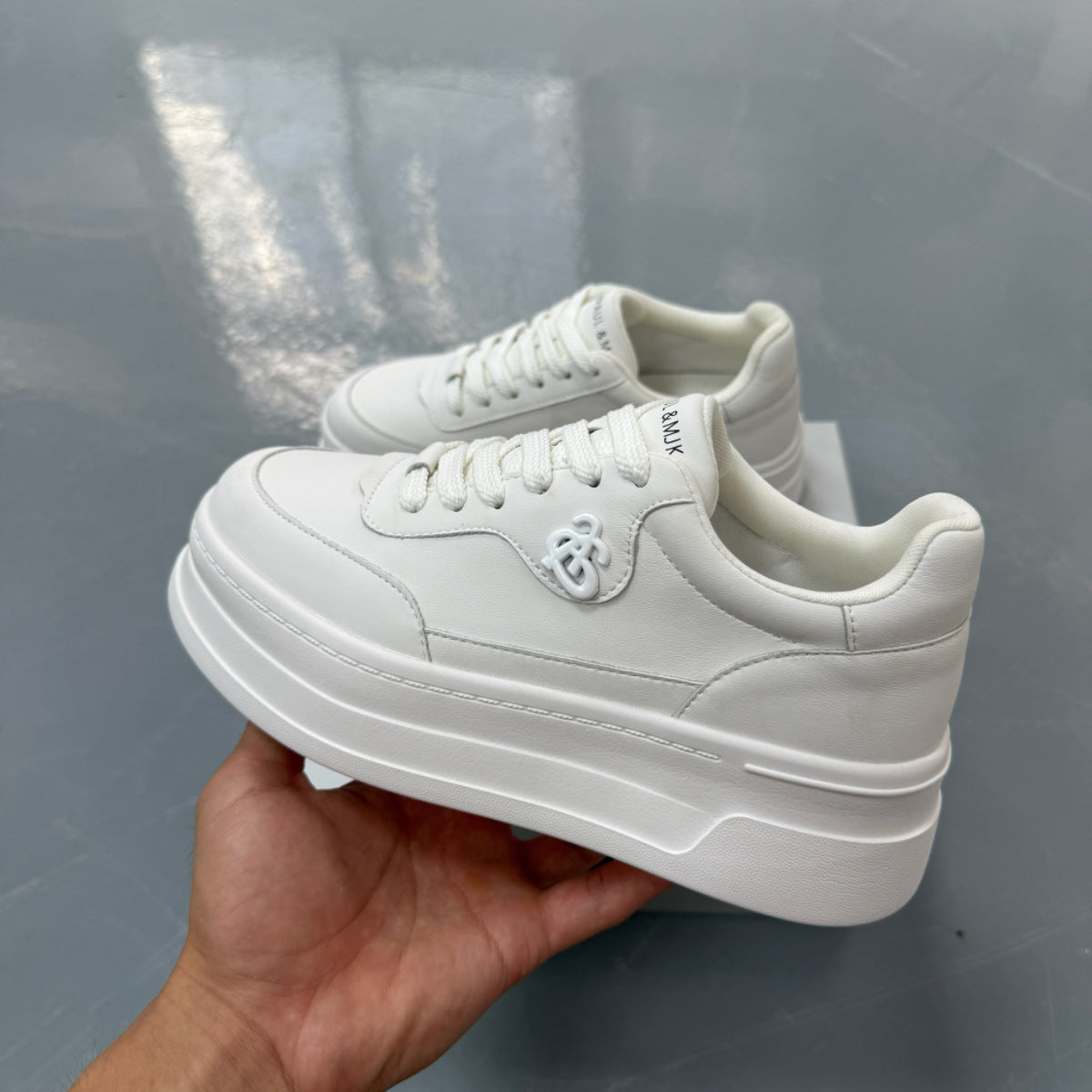 Women's Pair Version Platform White Sports Skate Sneakers