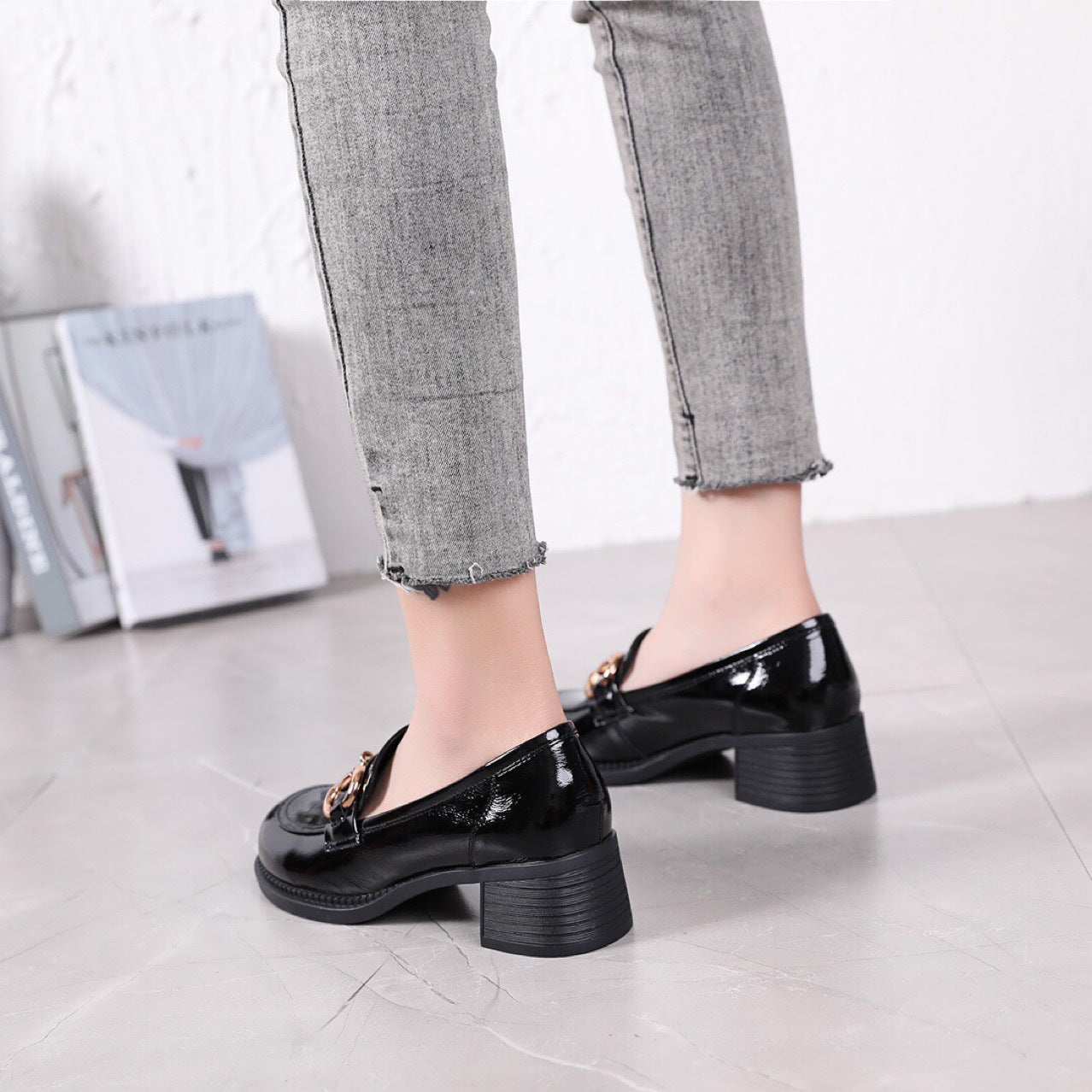 Women's Round Head British Style One Pedal Casual Shoes