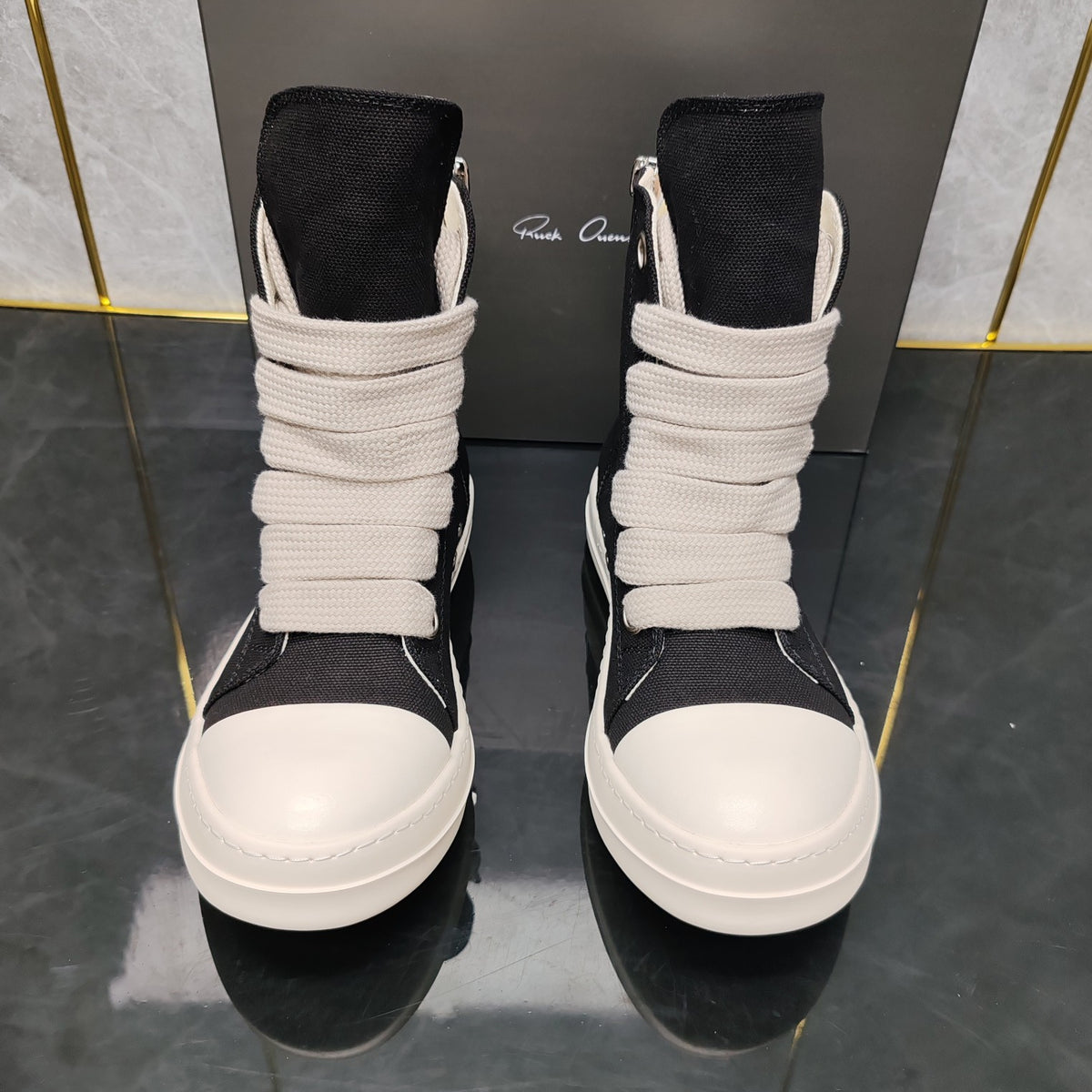 Women's & Men's Black Fashion Thick Bottom Simple Trendy Couple Sneakers