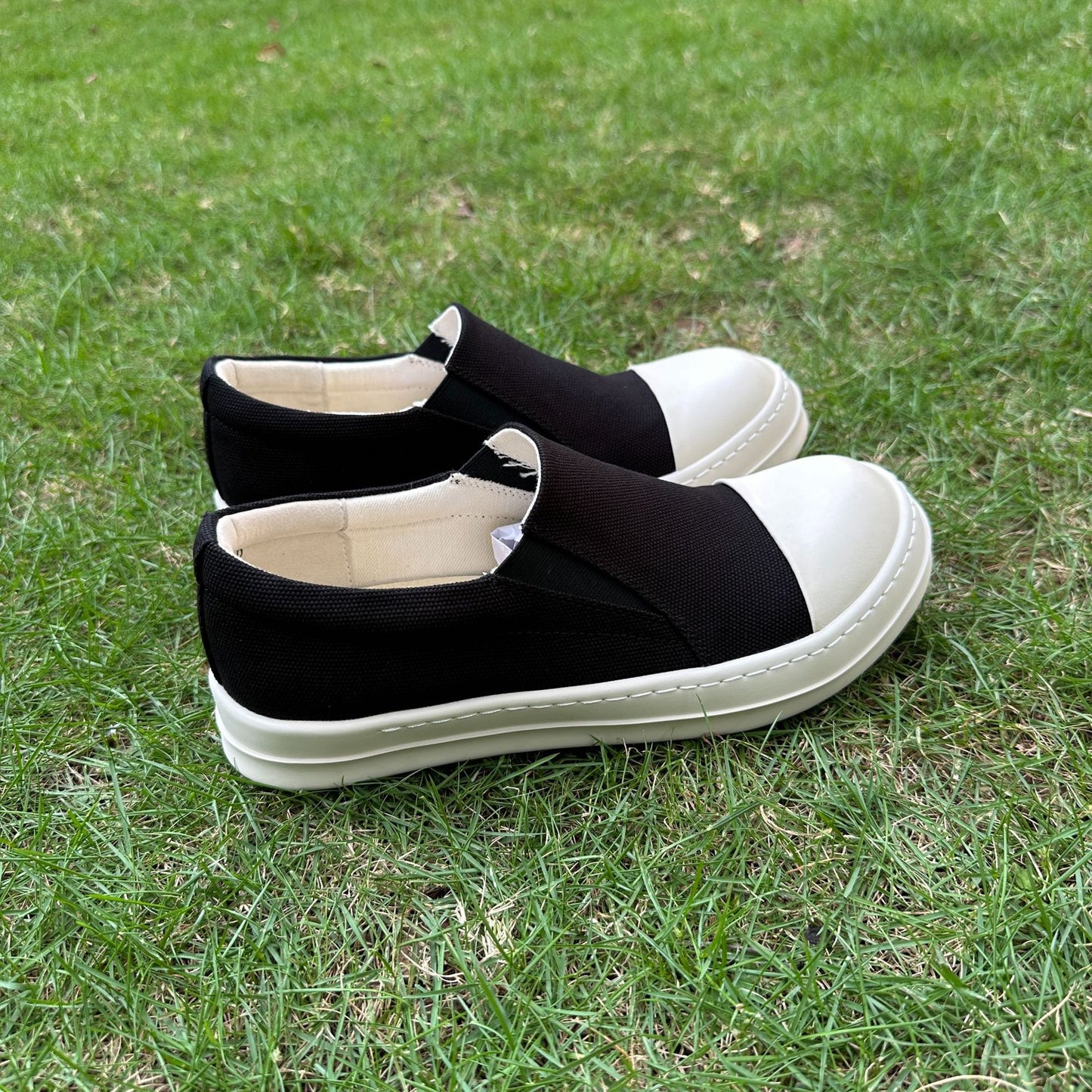 Women's & Men's Slip-on Summer Couple Thick Bottom Breathable Canvas Shoes