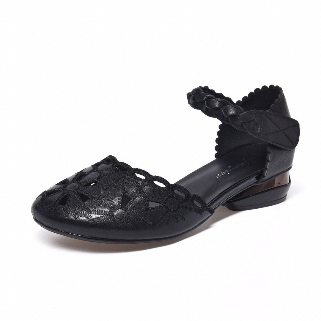 Women's Embroidered Hollow Round Toe Flat Bottom Cowhide Top Sandals