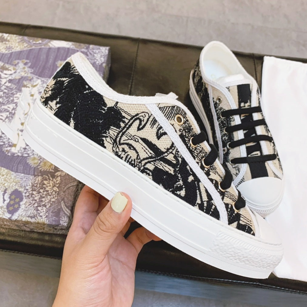 Women's Letter Embroidered Classic Electric Thick Bottom Canvas Shoes