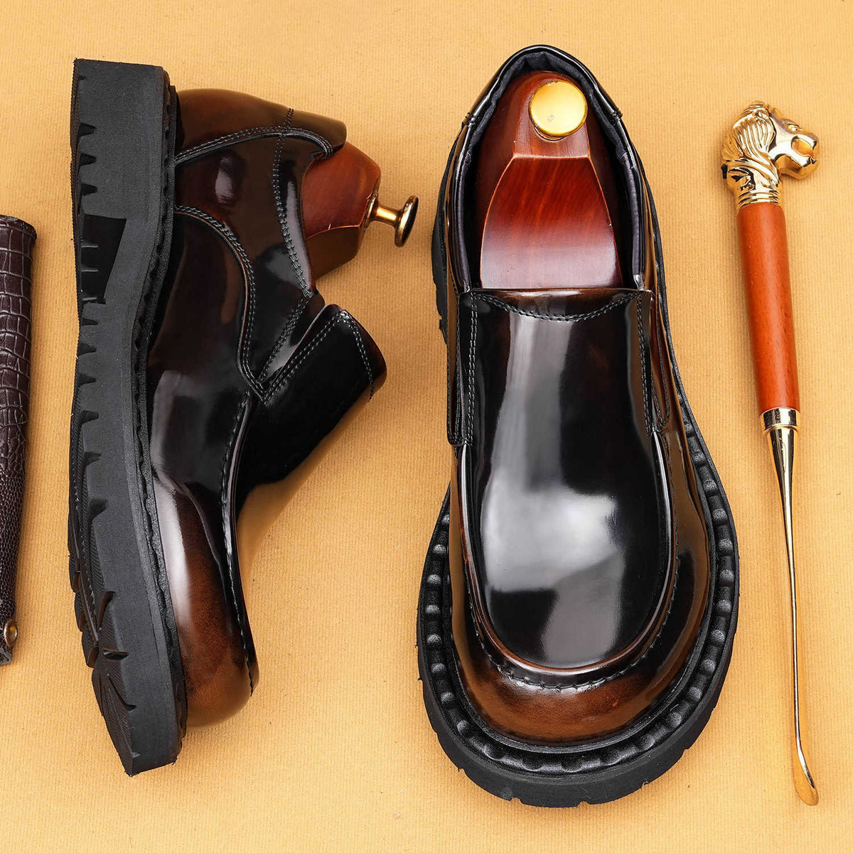 Men's Style Glossy Slip-on Formal Wear Big Men's Casual Leather Shoes