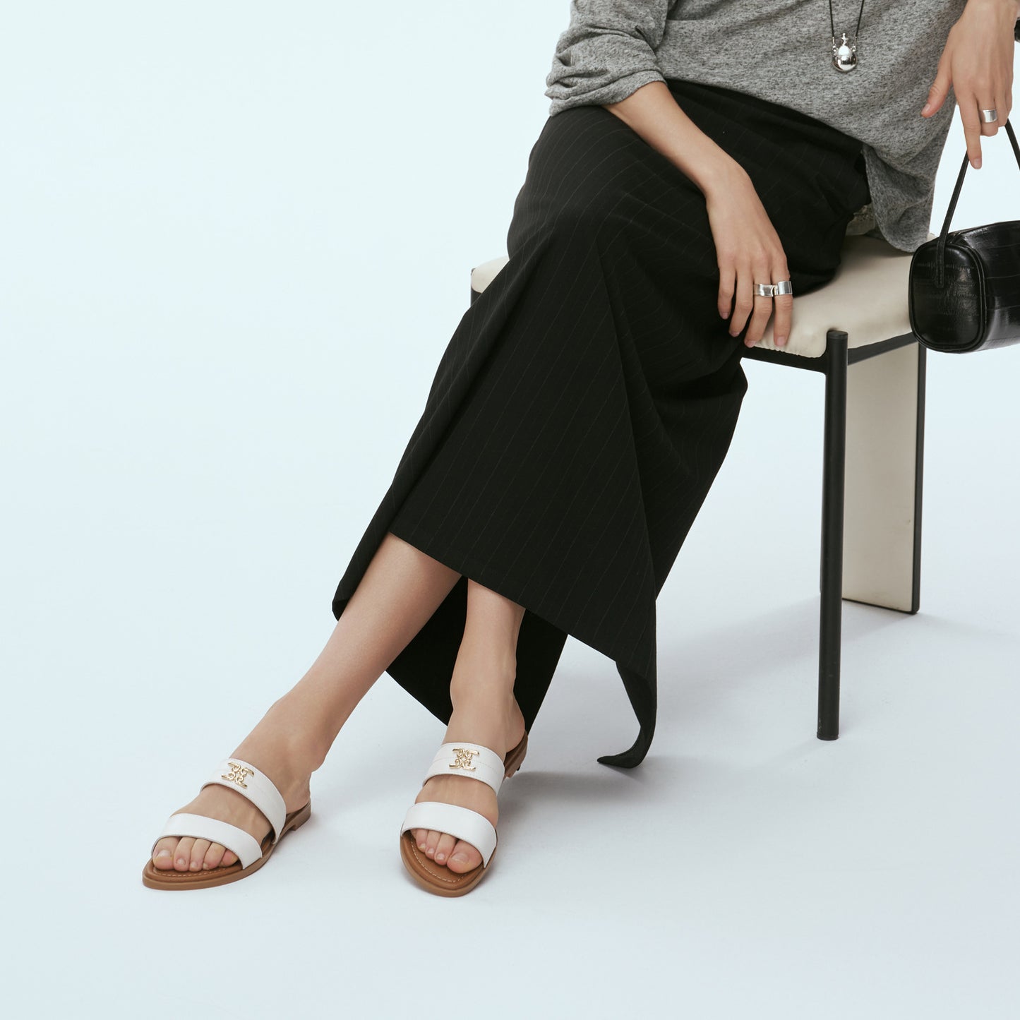 Women's Julia Hull Flat Fashion Outdoor Sandals
