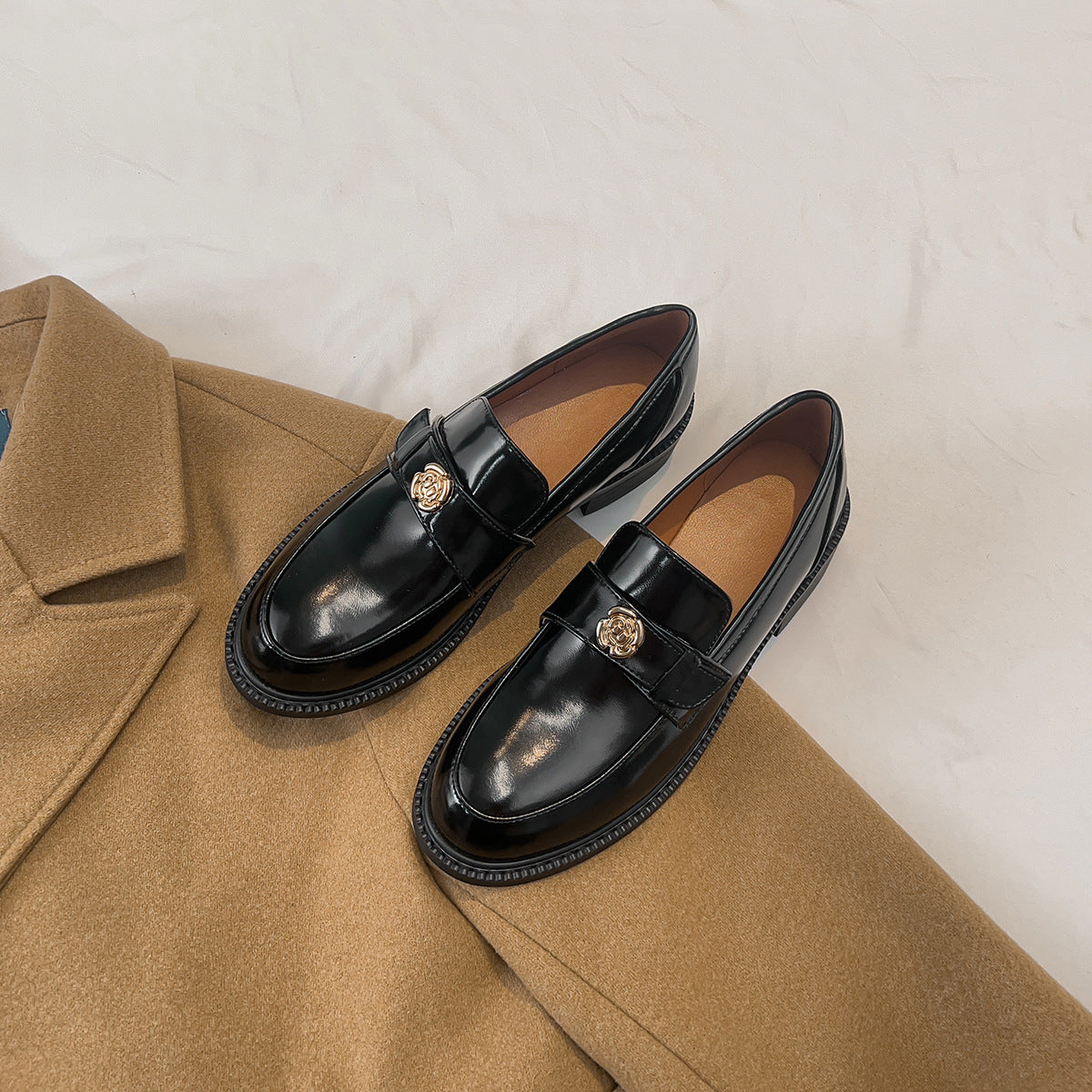 Women's Gold Buckle Round Head Slip-on Thick With Loafers