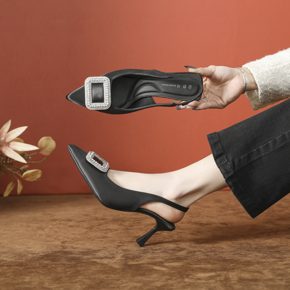 Women's Elastic Band Hollow Pointed Toe Pumps White Soft Bottom Heels
