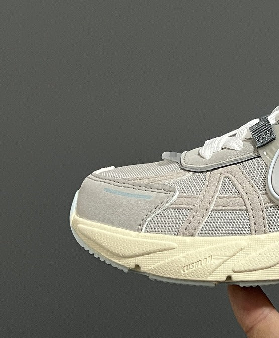 Children's Cool Charming Shoelace Buckle Dad Kid's Sneakers