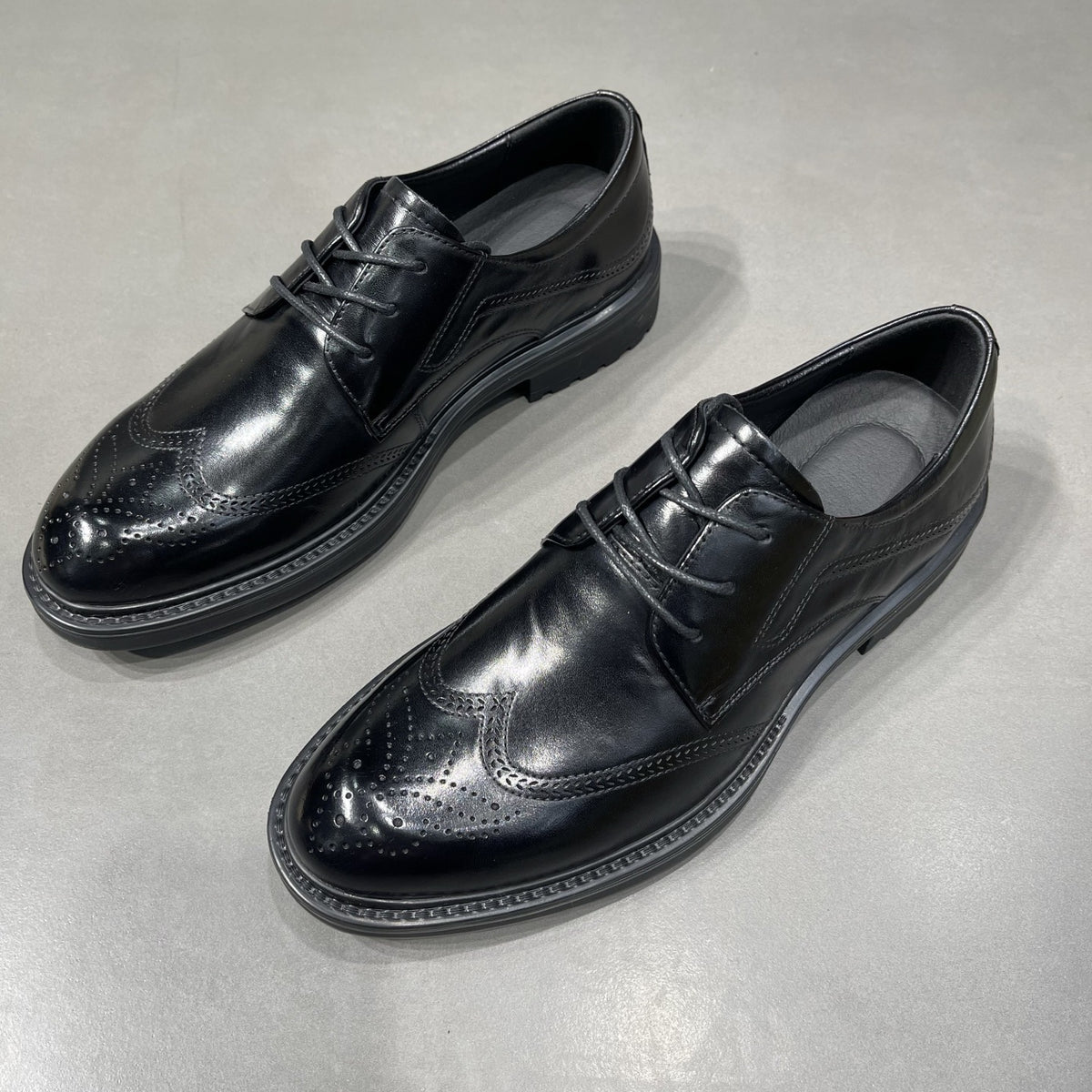 Men's Cattlehide Fashion Brogue British Black Low Leather Shoes