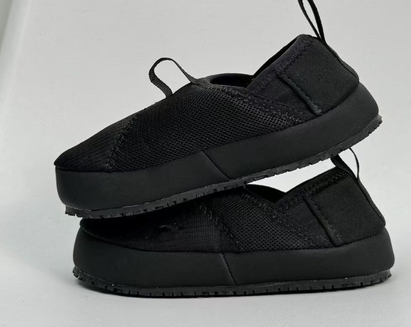 Children's Cute Mesh Slip-on Bread Four Lightweight Kid's Sneakers