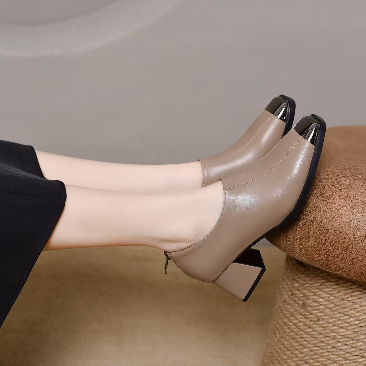 Women's French Style Square Toe Retro High Deep Mouth Pumps Women's Fashion Shoes