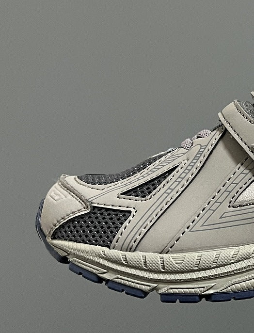 Charming Classy Graceful Cow Velcro Clunky Kid's Sneakers