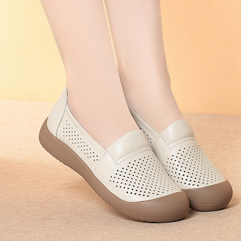 Women's Cowhide Genuine Closed Toe Soft Bottom Mom Women's Casual Shoes