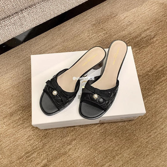 Women's Lady Imported Calfskin Pearl Bow Chunky Heels