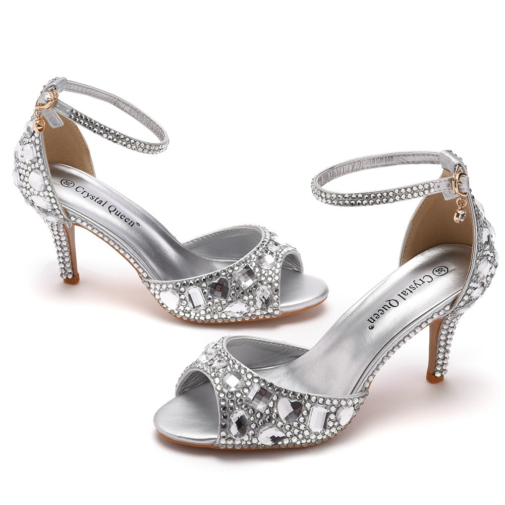 Low-cut Buckle Plus Size Round Toe Heels