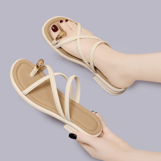 Women's Style Retro Flat Bottom Roman Toe Covering Summer Outdoor Sandals