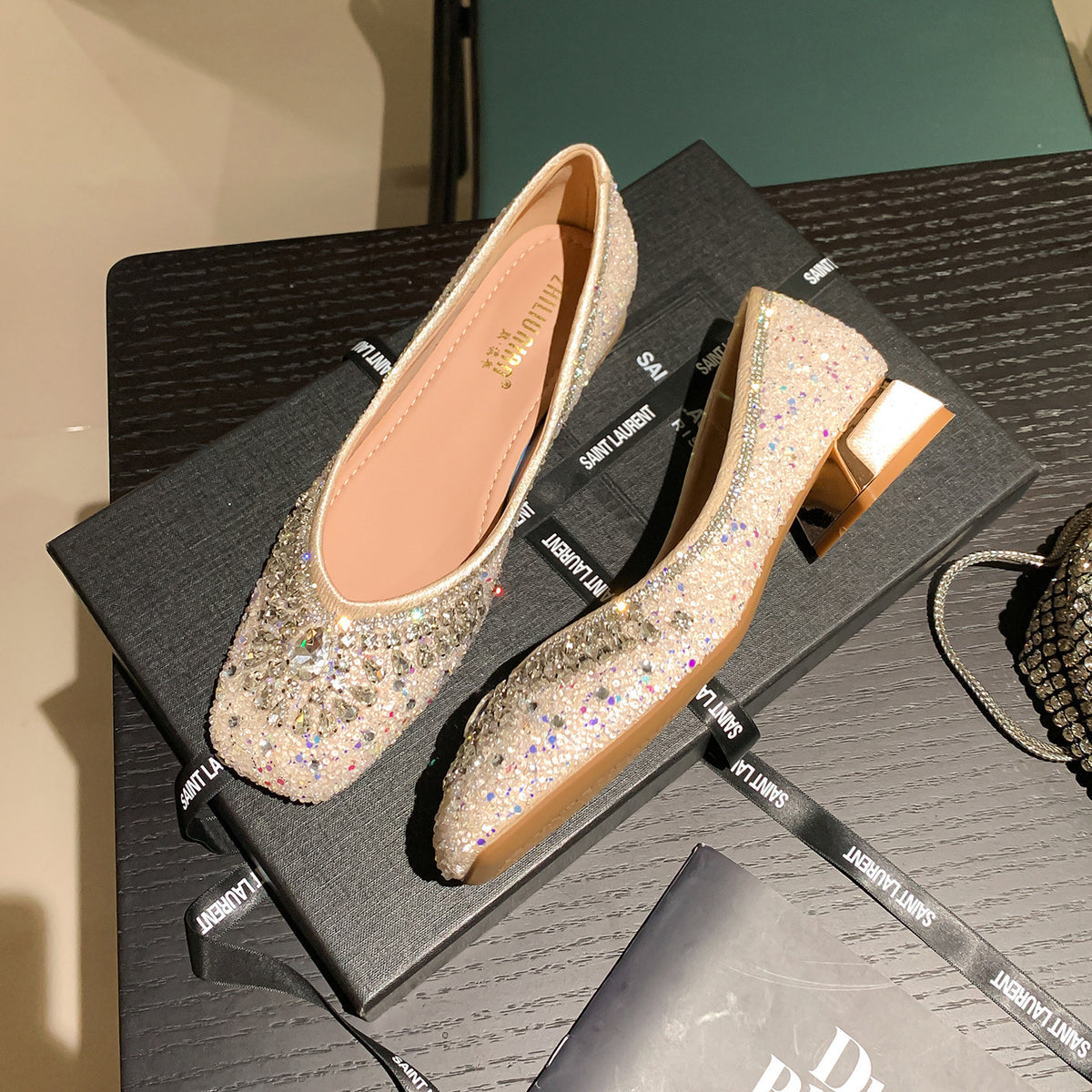 Women's Toe Soft Bottom Mid Classy Rhinestone Low-cut Full Diamond Women's Fashion Shoes
