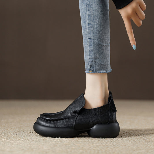 Women's Deep Mouth Soft Black Thin Vintage Loafers