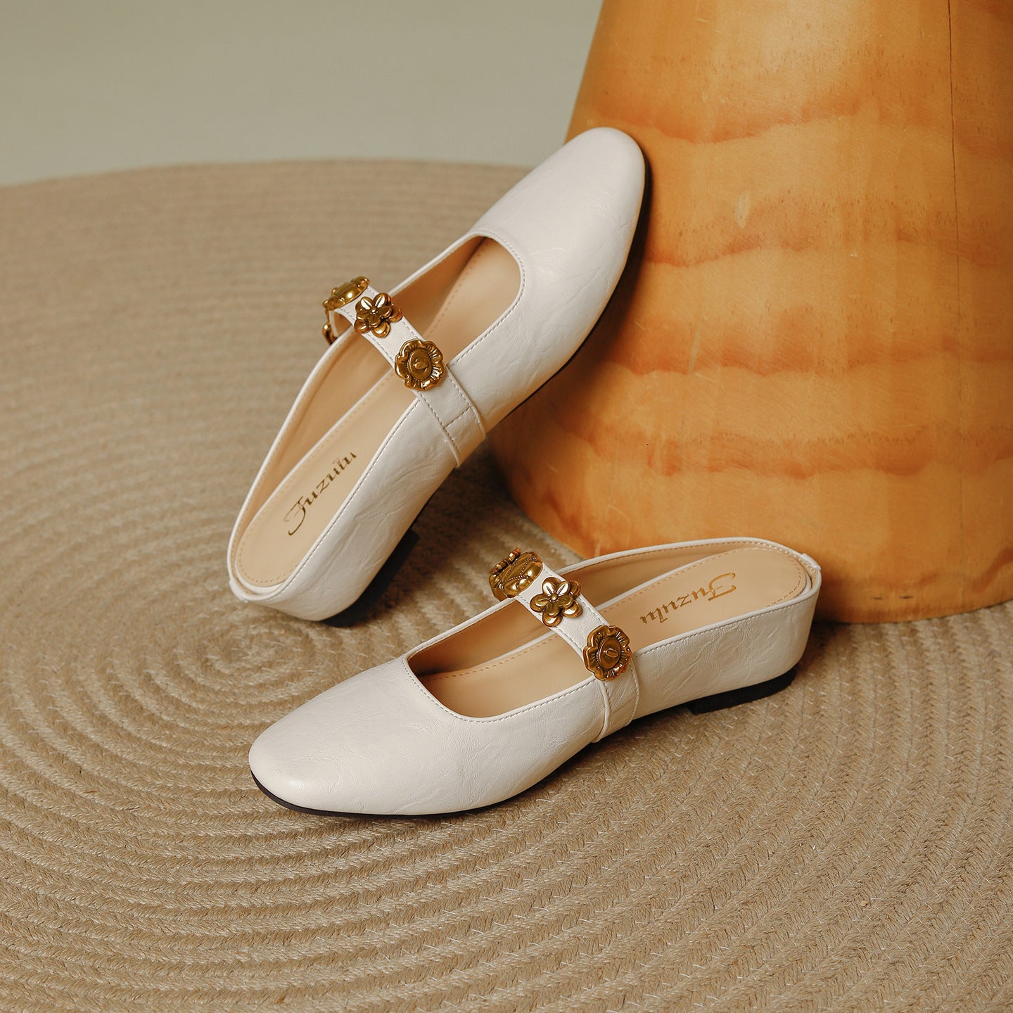 Women's Toe Strap Mules Summer Retro Temperament Height Increasing Insole Sandals
