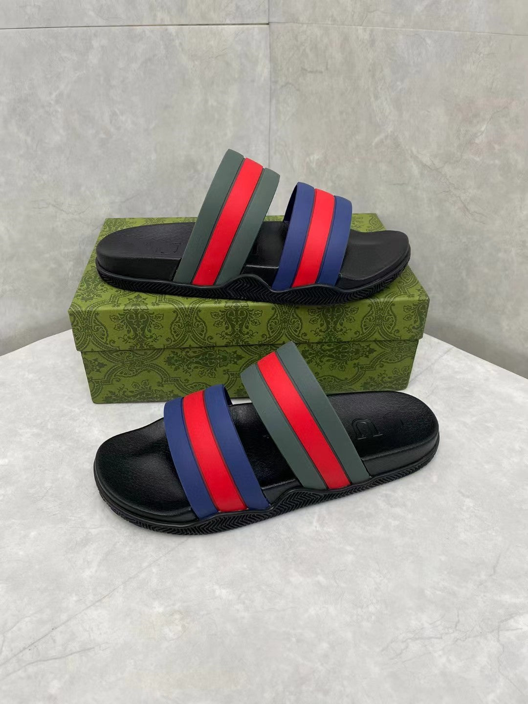 Home Platform Beach Couple Daily Cross Sandals