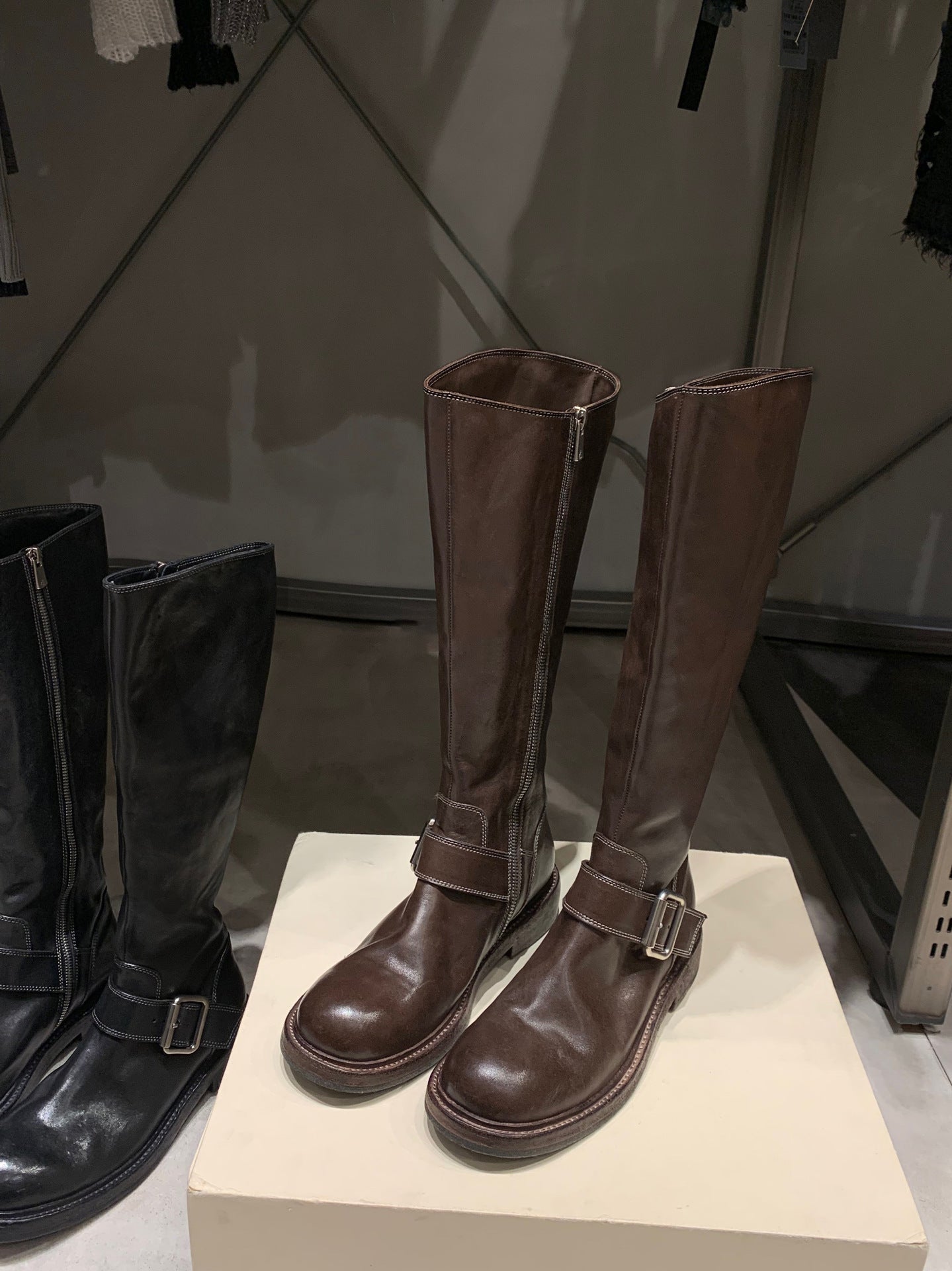 Women's Washed Horse Round Head Chunky Motorcycle Boots