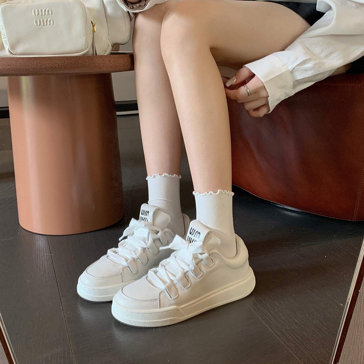 Women's Round Toe Bread Inner Height Increasing Casual Shoes