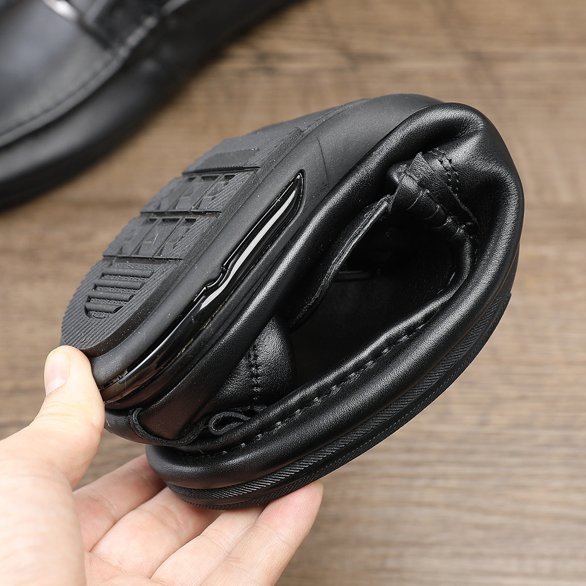 Men's Summer Fashionable Simple Flat Layer Cowhide Soft Loafers