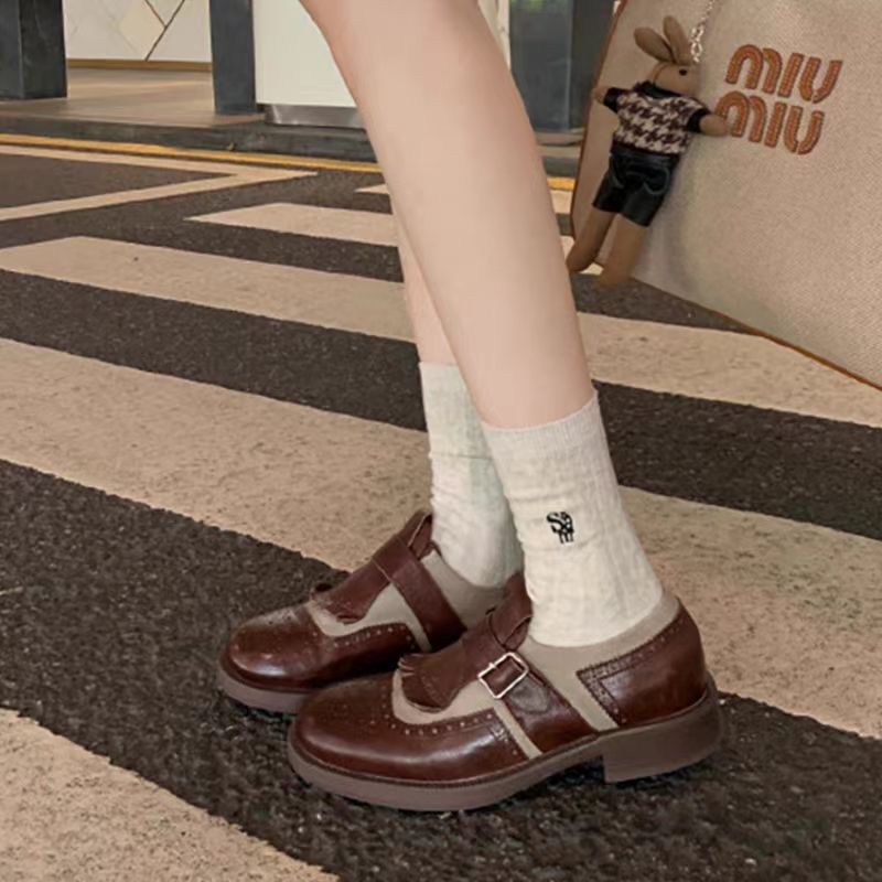 Women's Grape Mom Cowhide British Style Single-layer Carving Brogue Loafers