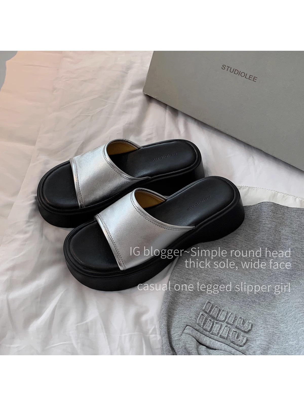 Fashion Simple Round Head Thick Bottom Wide Surface Slippers