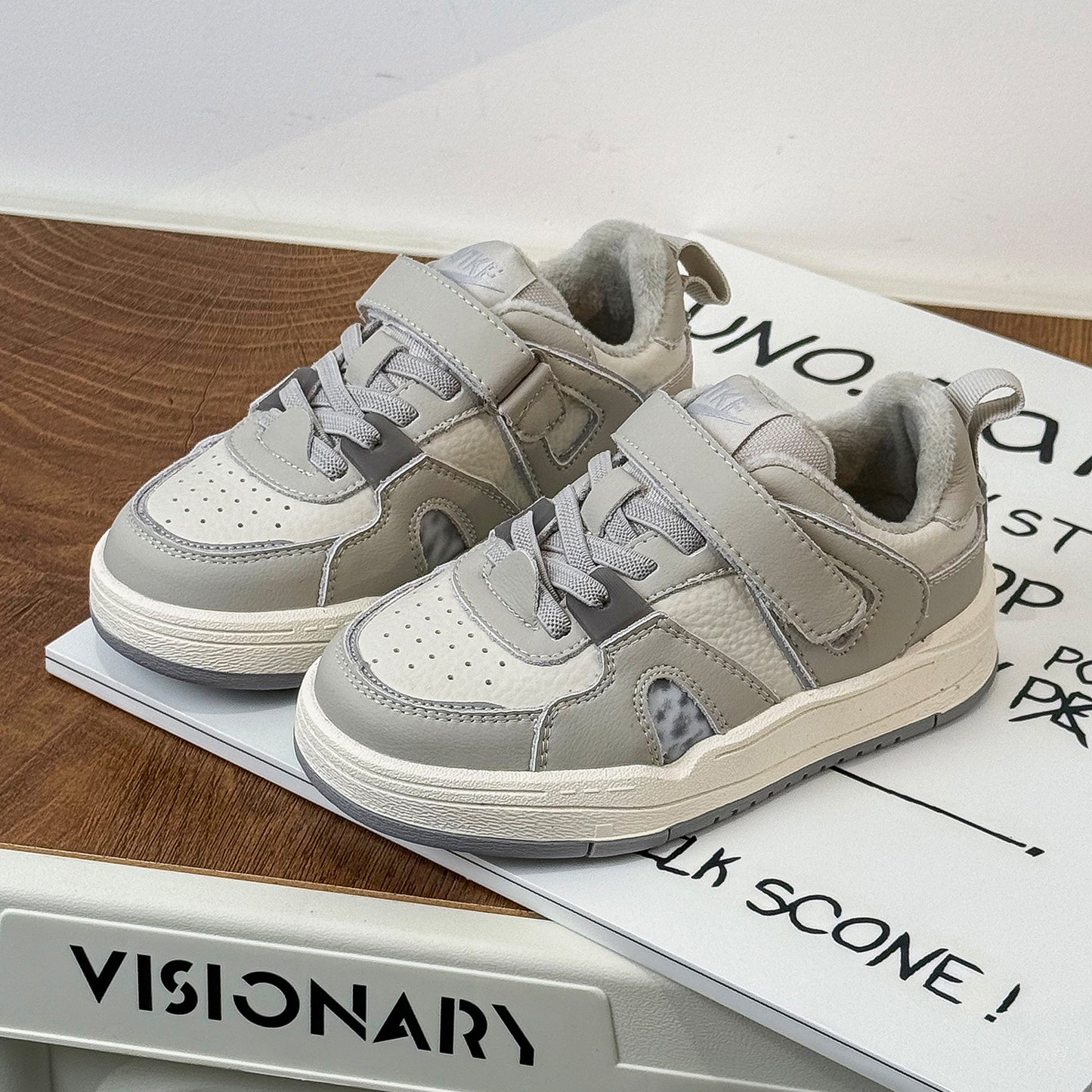 Children's Popular Board Fashion Boys Fleece-lined Kid's Sneakers