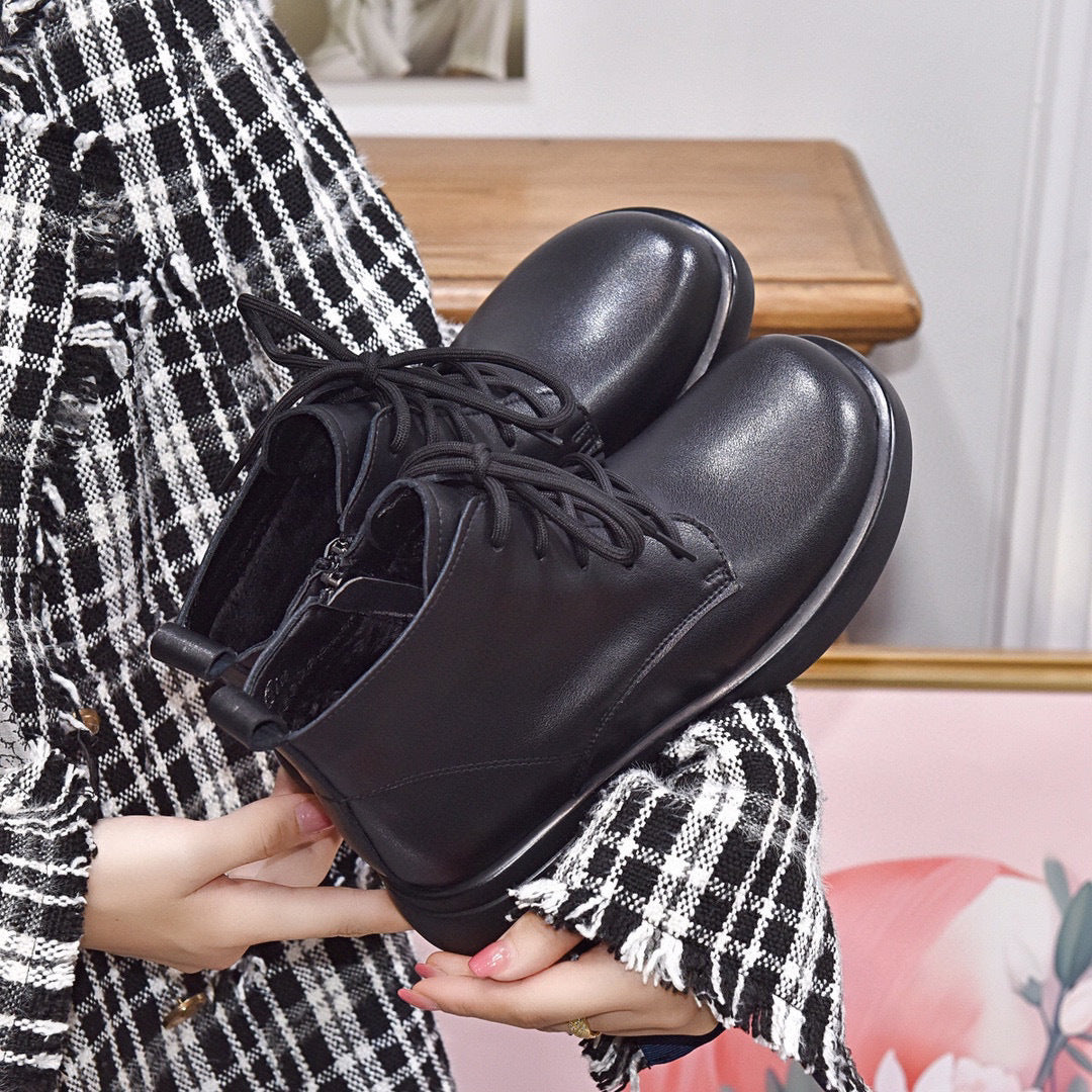 Women's Round Toe Flat Bottom Cowhide Ankle Boots