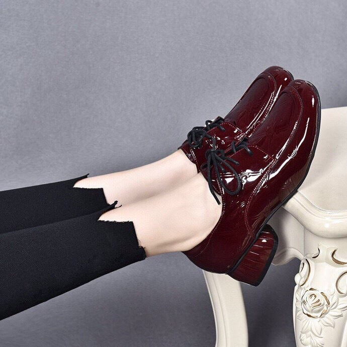 Women's Autumn Bright British Style Patent Fashionable Women's Shoes