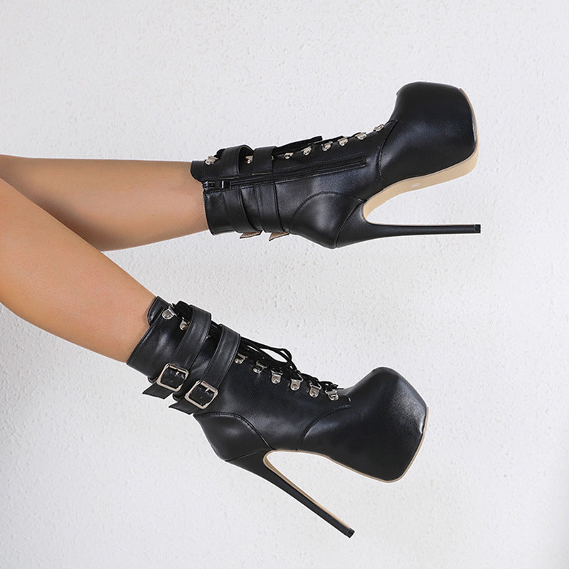 Women's Plus Size Winter Fashion Metal Buckle Round Head Boots