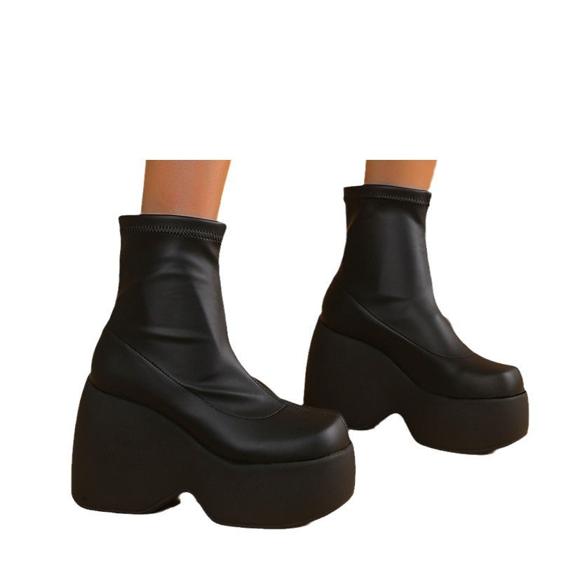 The Bottom Short British Style Martin Sandals