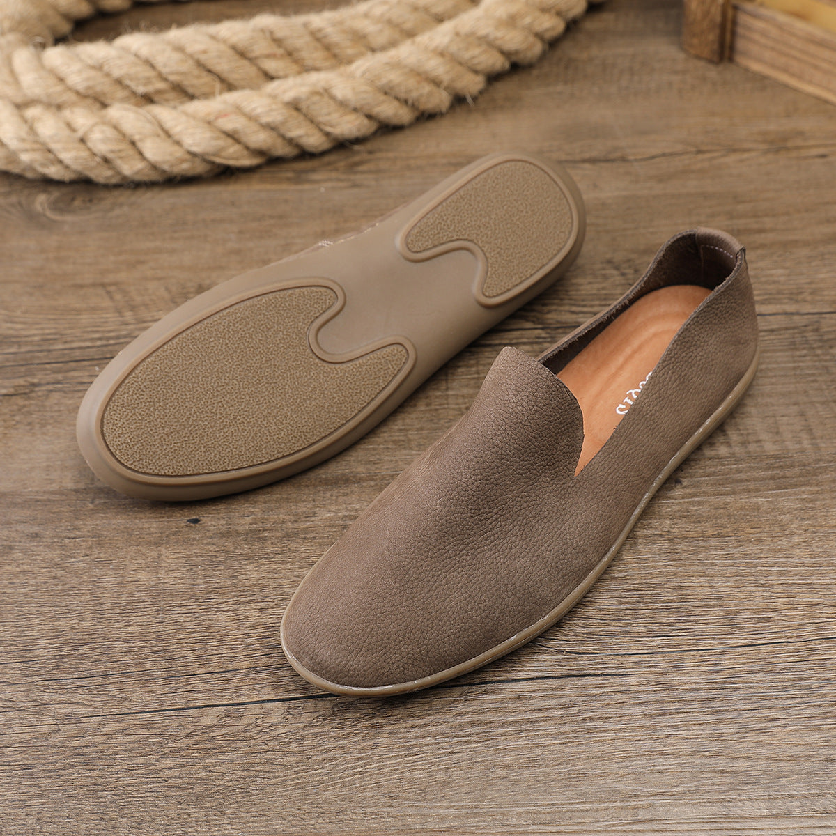 Men's Super Soft Breathable Lightweight First Layer Cowhide Slip-on Men's Casual Shoes