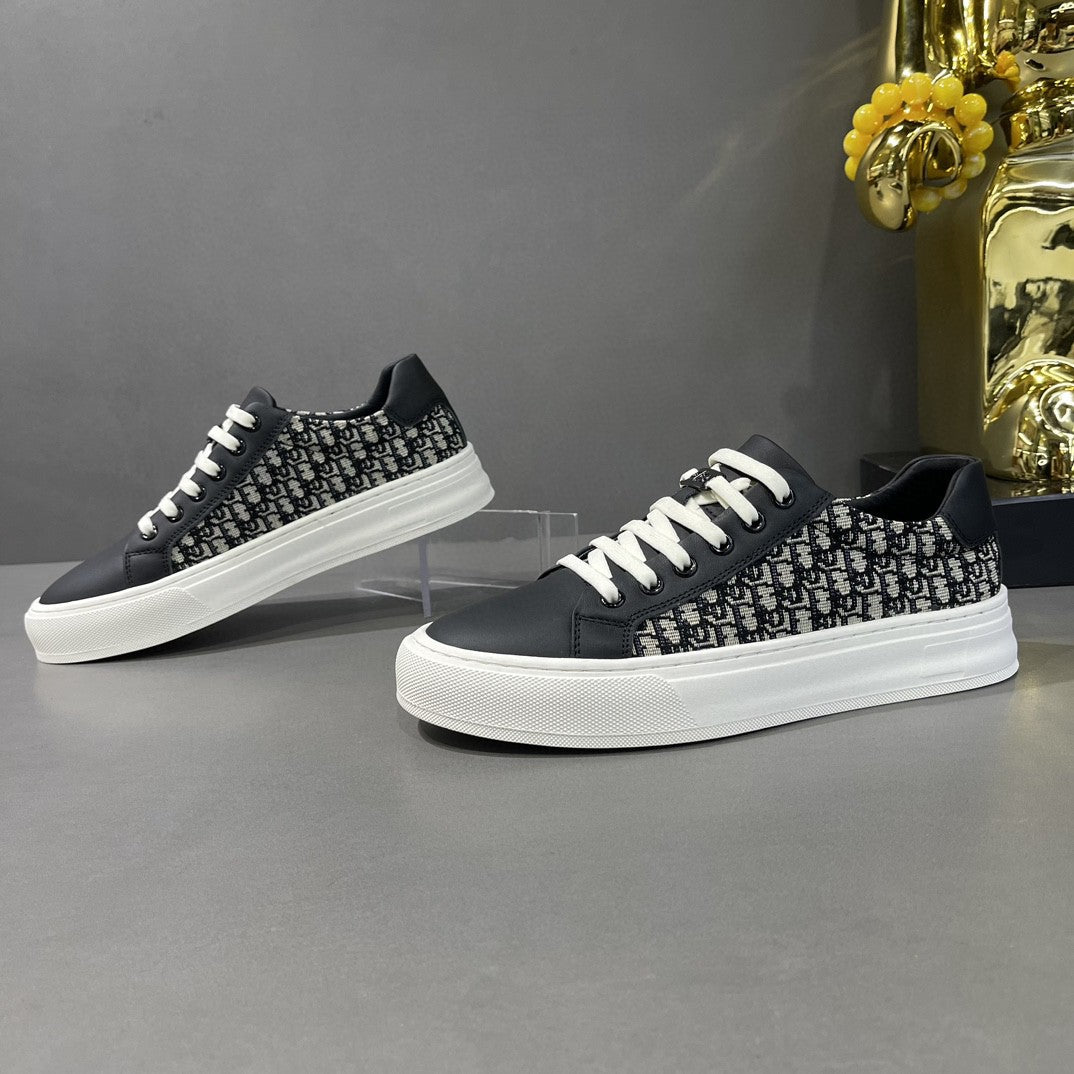 Men's Trendy Genuine Breathable Cloth Light Luxury Men's Board Shoes