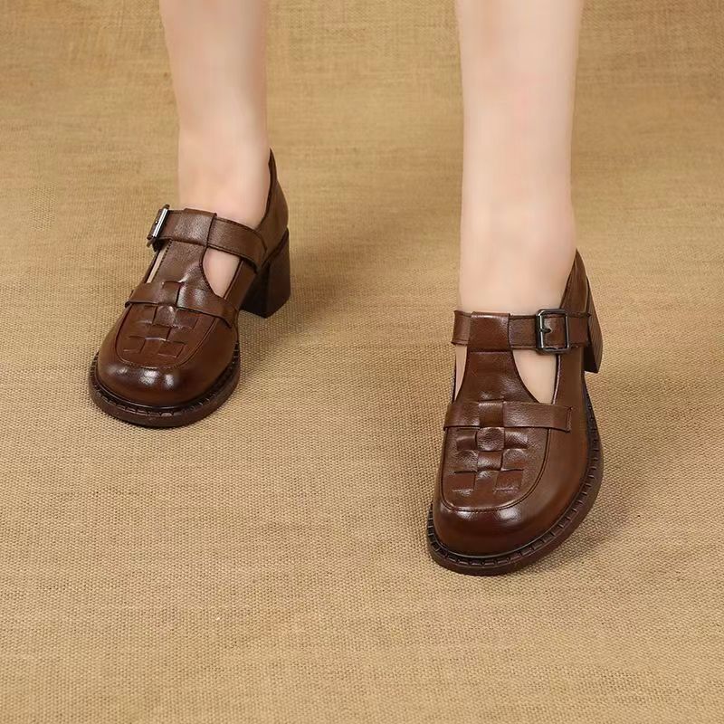 Women's Autumn Retro Ethnic Washed Napa Hole Casual Shoes