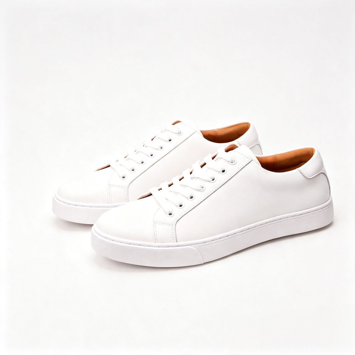 Men's Extra Large Retro White Versatile Business Genuine Soft Soled Men's Board Shoes