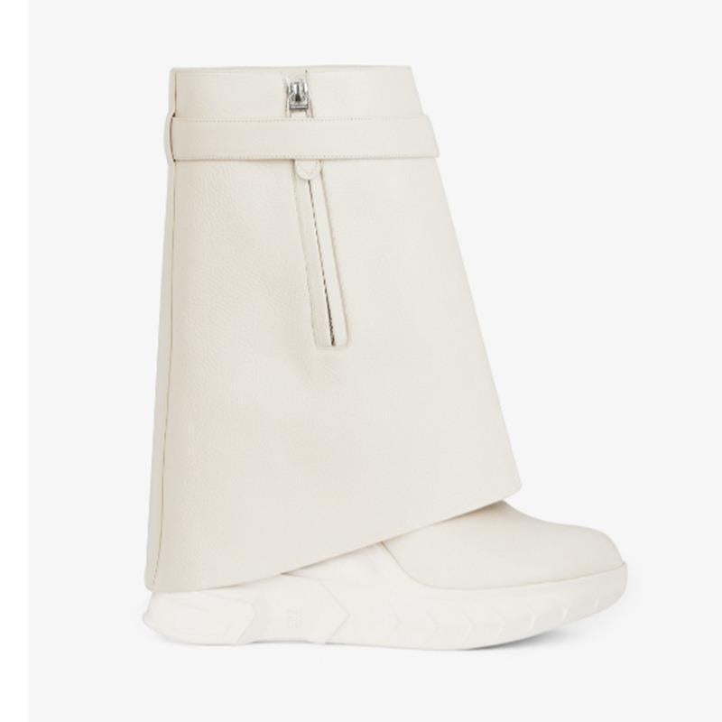Women's Lock Shark Buckle Plus Size Short Boots