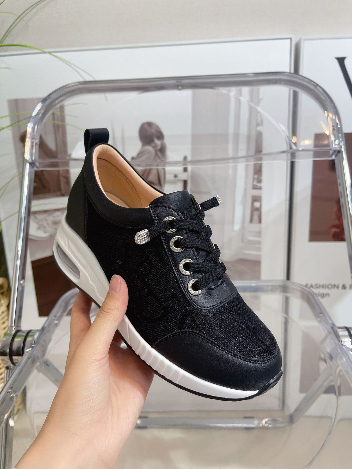 Women's Spring Mesh Breathable Height Increasing Insole Air Women's Casual Shoes