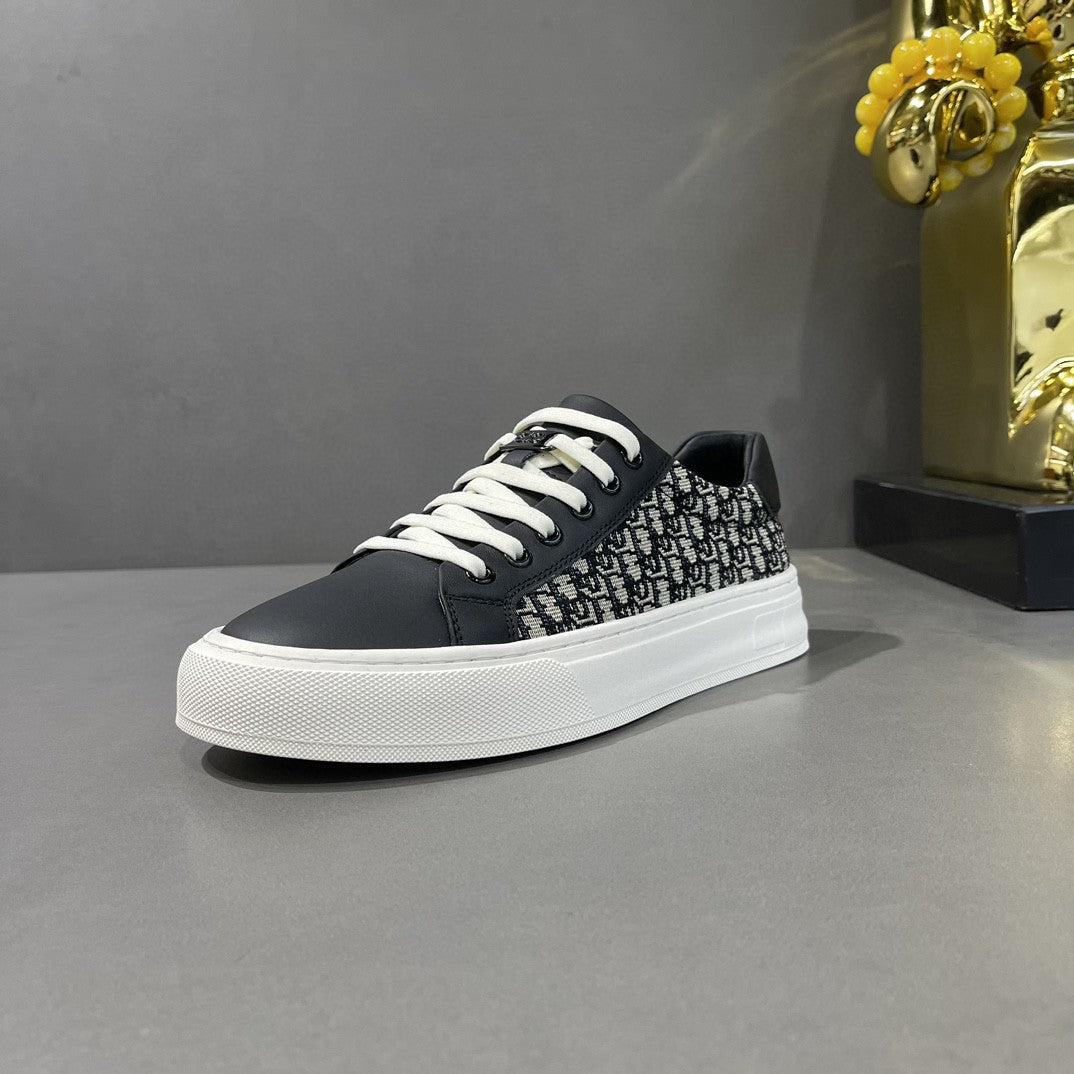 Men's Trendy Genuine Breathable Cloth Light Luxury Men's Board Shoes