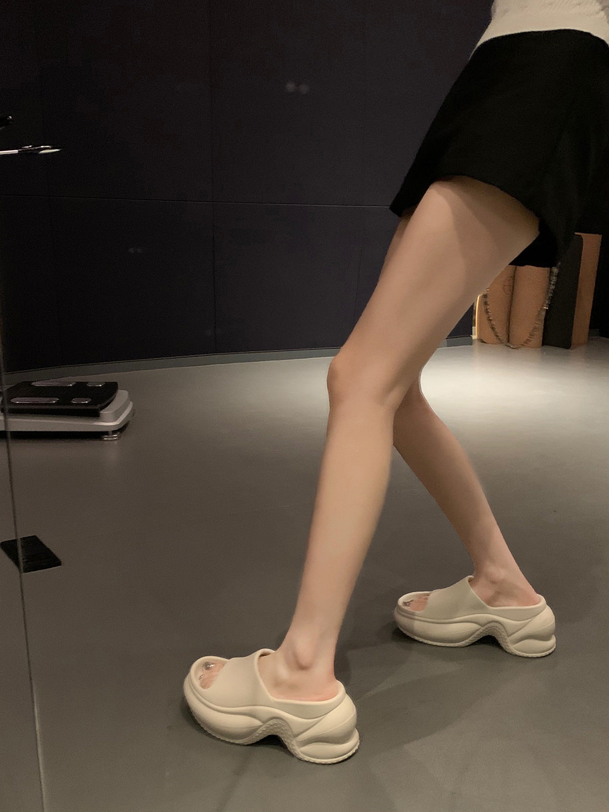 Women's Mom Height Increasing Gadget Fashionable Fine Sandals