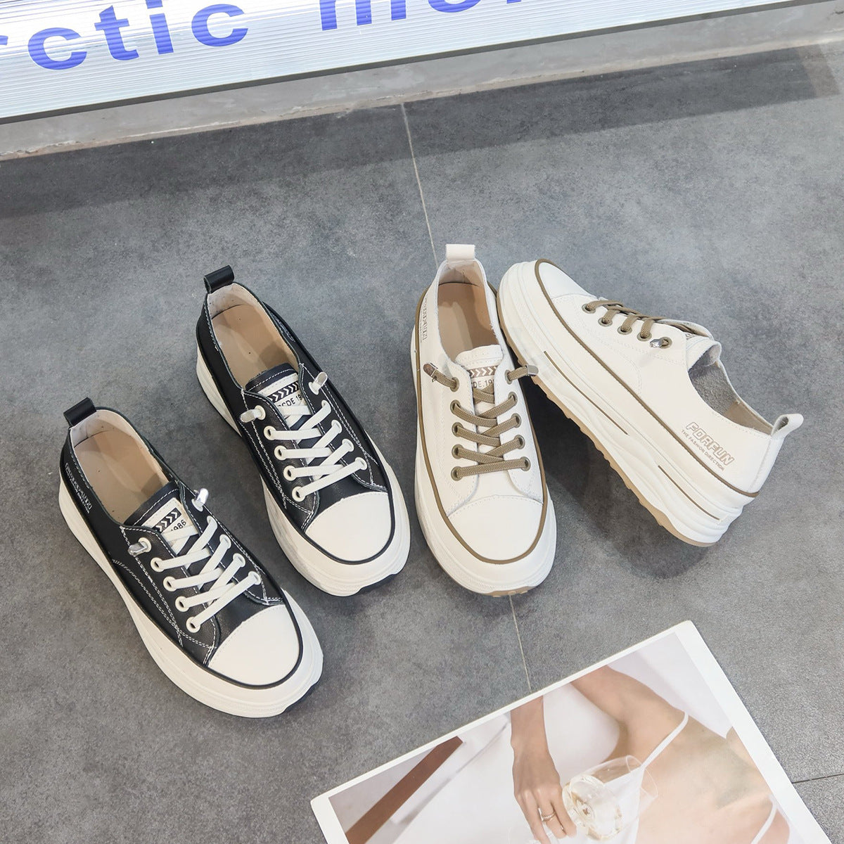 Women's Outer Box Elastic Band Lazy White Women's Casual Shoes
