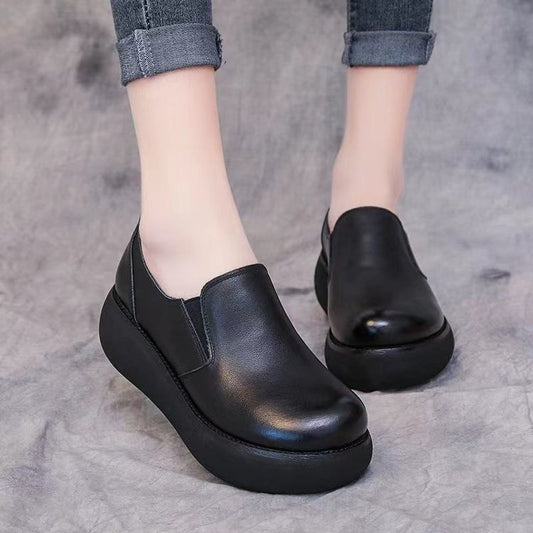 Solid Color Deep Mouth Round Toe Slip-on Casual Shoes