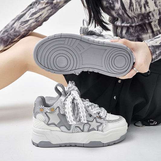 Name Daisy Series Bread Black White Sneakers