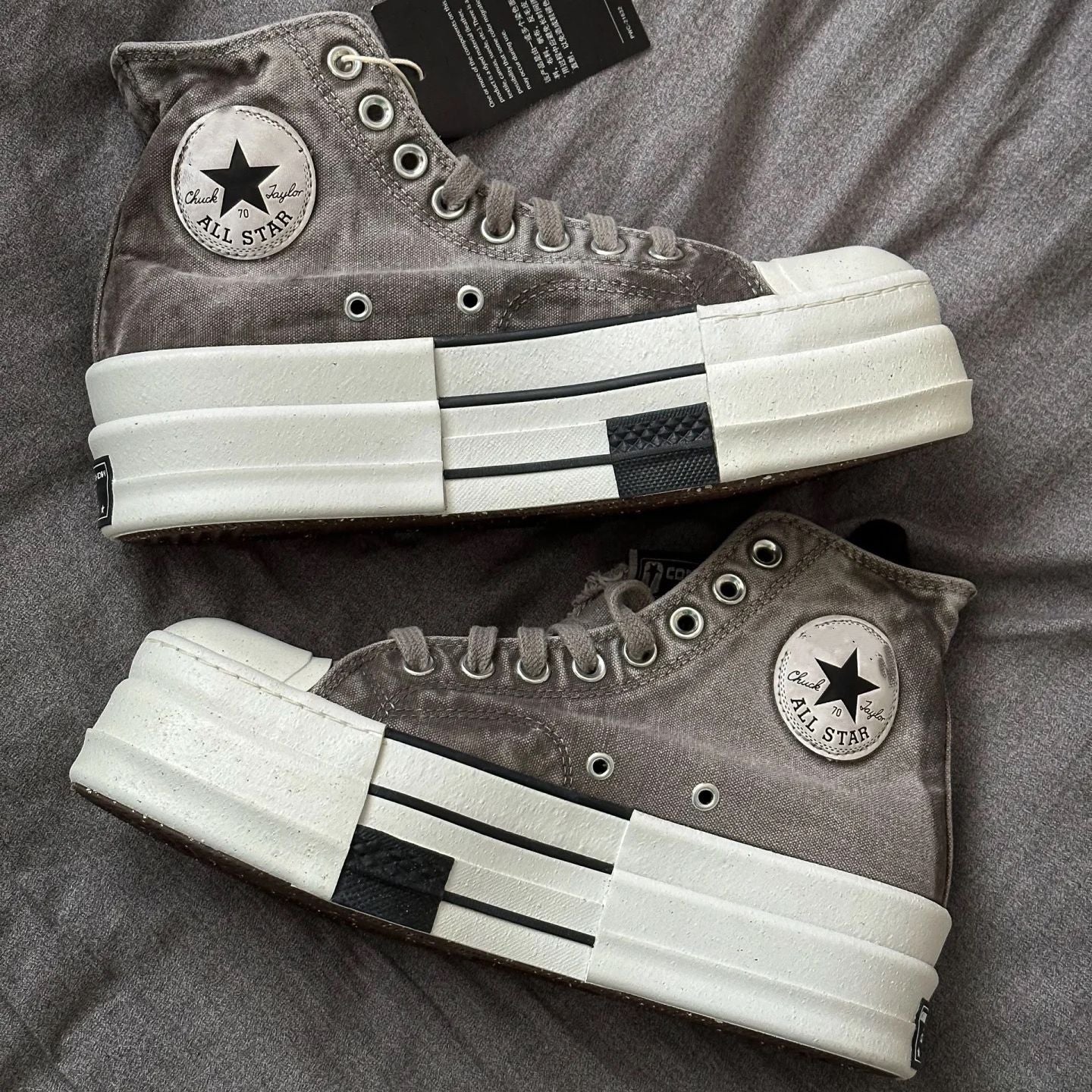 Version National Fashion Couple Washed Denim Canvas Shoes