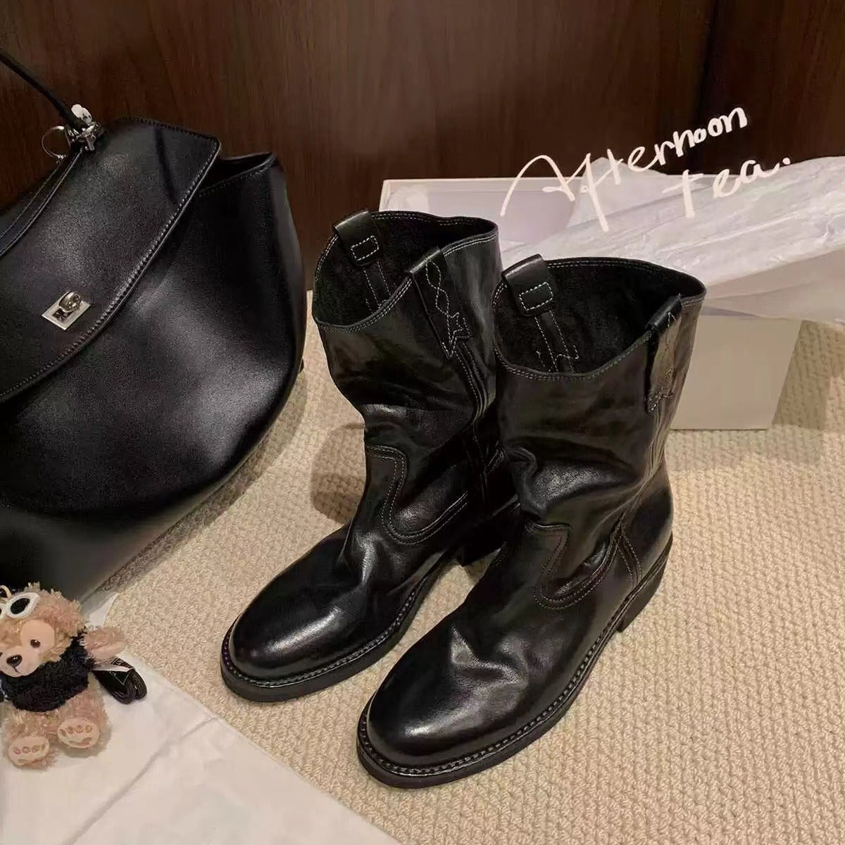 Yorkshire Horse Pointed Round Head V Boots