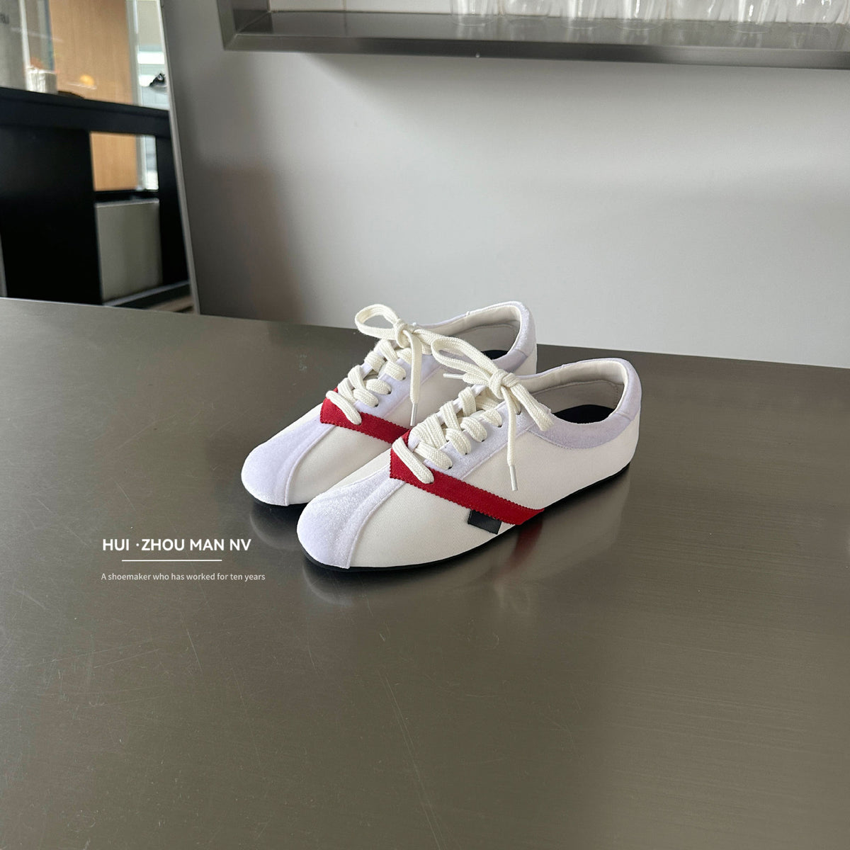 Women's Retro Color Matching German Training Soft Bottom Wild Women's Sports Shoes