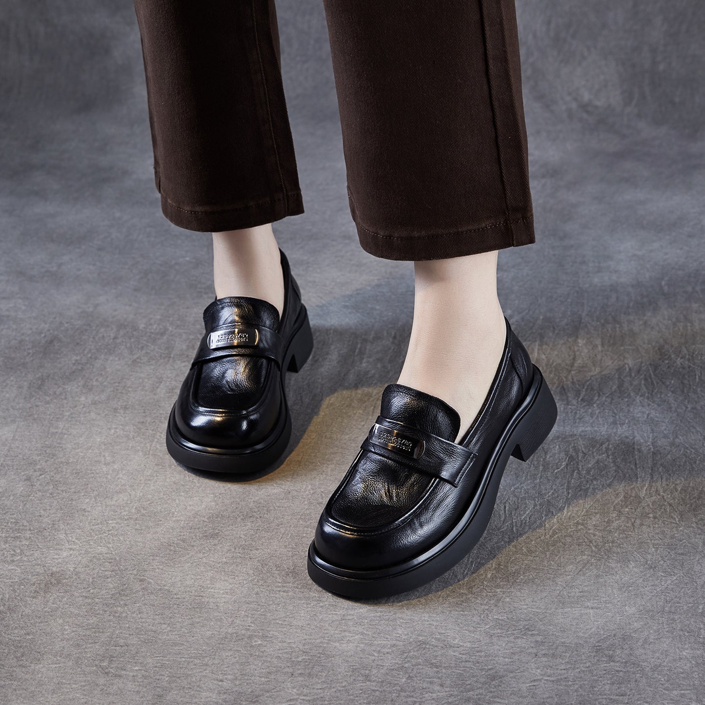 Women's Genuine Light Luxury Autumn Soft Bottom British Style Loafers