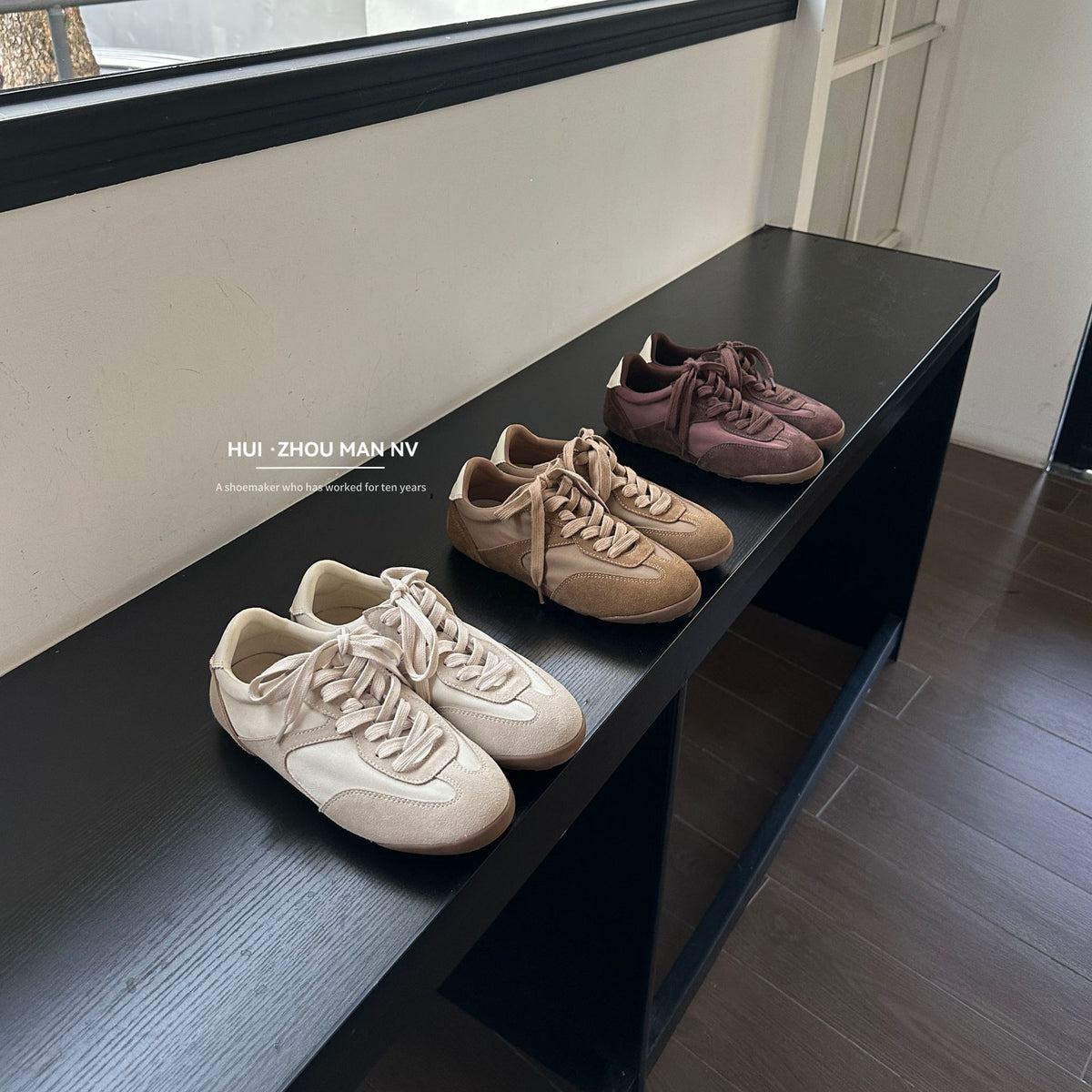 Women's Genuine Retro Stitching German Training Round Sneakers